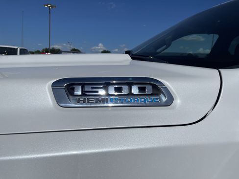Used 2021 RAM 1500 Limited w/ Body Color Bumper Group AWD/4WD image 12