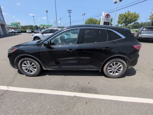 Used 2020 Ford Escape SE FWD image 7