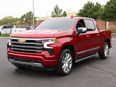 Used 2023 Chevrolet Silverado 1500 High Country w/ High Country Premium Package AWD/4WD image 35