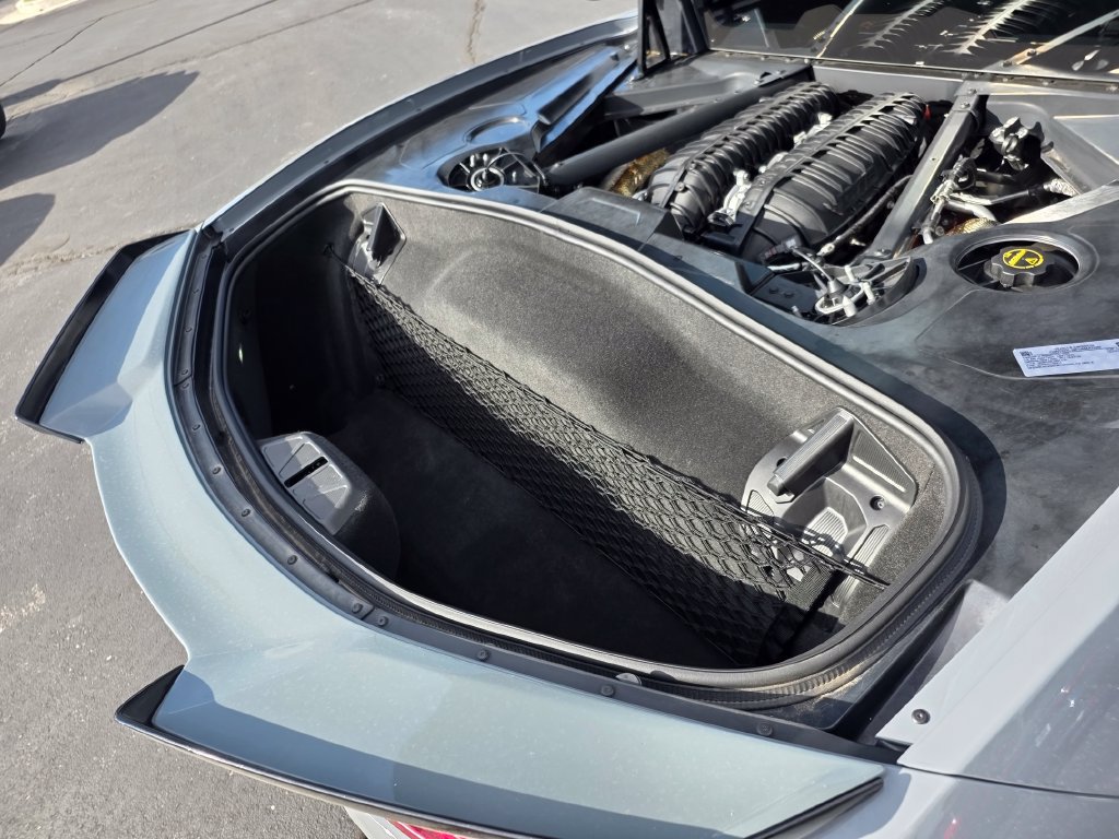 Used 2025 Chevrolet Corvette Z06 RWD image 12