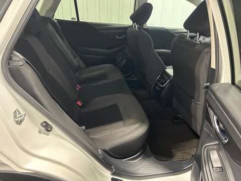 Used 2022 Subaru Outback Premium AWD/4WD image 14