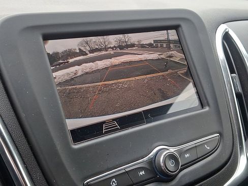Used 2024 Chevrolet Equinox LT w/ LPO, Floor Liner Package image 17