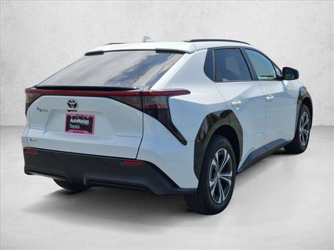 Certified 2025 Toyota bZ4X FWD w/ Weather Package image 5