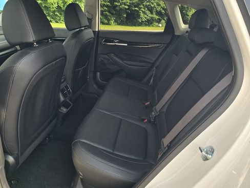 Used 2025 Kia Seltos SX w/ SX Sunroof Package AWD/4WD image 11