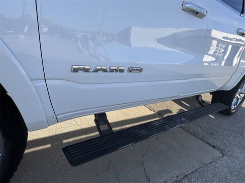 Used 2021 RAM 1500 Limited image 9