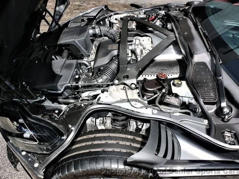 Used 2019 Aston Martin DB11 Coupe RWD image 13