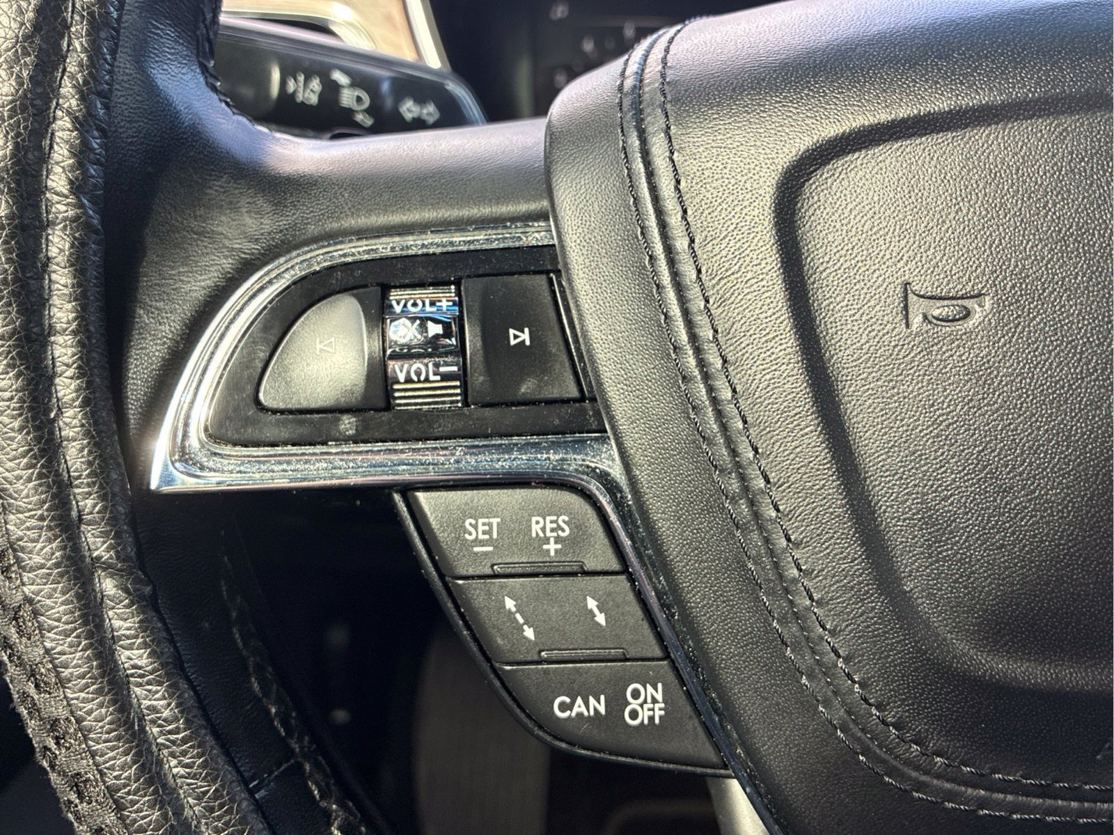 Used 2020 Lincoln Continental Black Label w/ Rear Seat Amenities Package FWD image 14
