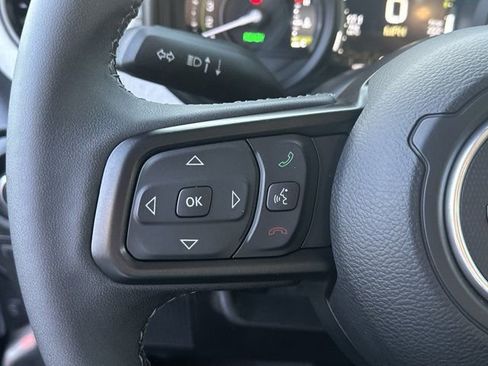 Certified 2025 Jeep Wrangler Willys 4xe image 28