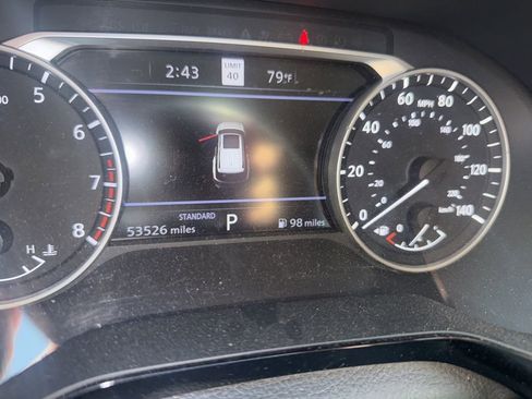 Used 2023 Nissan Pathfinder SL image 10