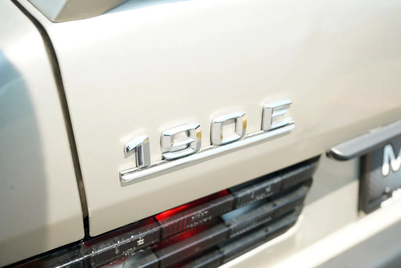 Used 1987 Mercedes-Benz 190 E 2.3-16 image 12