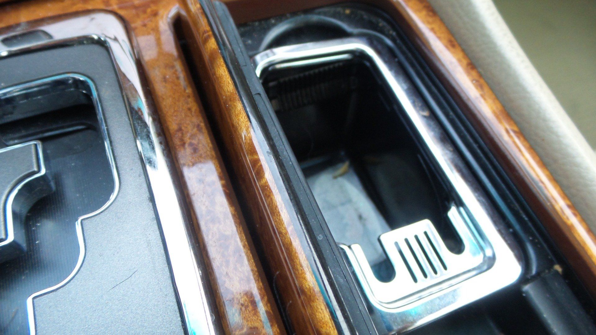 Used 2004 Lexus LS 430 RWD image 45