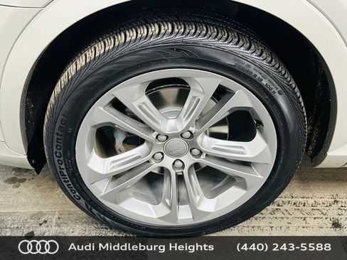 Used 2016 Audi Q3 2.0T Premium Plus w/ Technology Package image 32