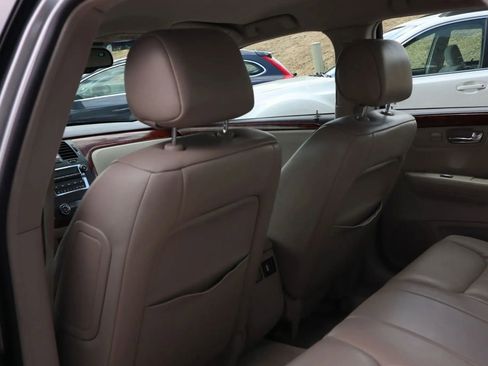 Used 2007 Cadillac DTS Luxury I image 11