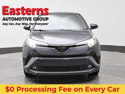 Used 2019 Toyota C-HR Limited FWD image 2