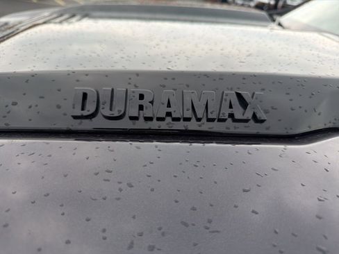 Used 2024 Chevrolet Silverado 1500 LT Trail Boss w/ Convenience Package II image 4