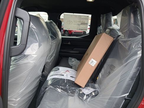 New 2025 Toyota Tacoma TRD Off-Road image 7