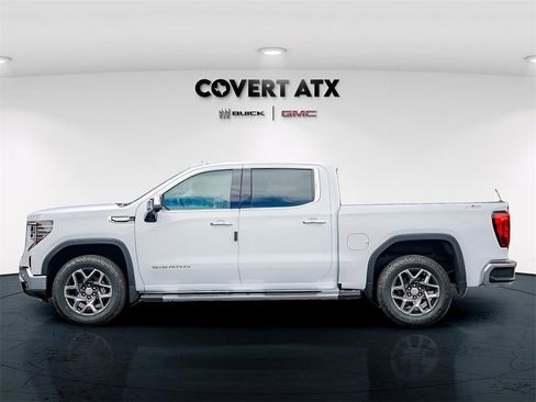 New 2026 GMC Sierra 1500 SLT image 4