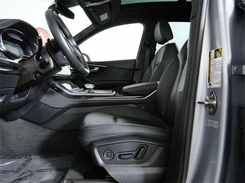 Used 2025 Audi Q7 3.0T Premium Plus image 17