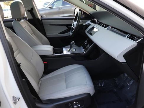 Used 2021 Land Rover Range Rover Evoque S image 32