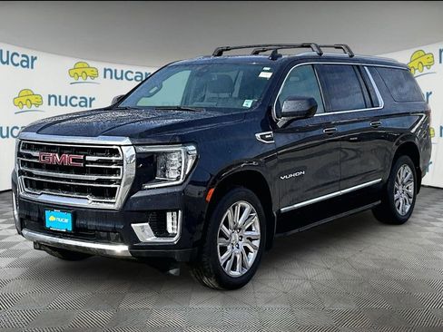 Used 2021 GMC Yukon XL SLT image 3