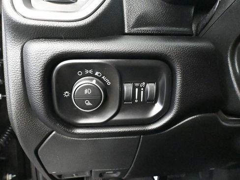 Used 2021 RAM 2500 Laramie image 34