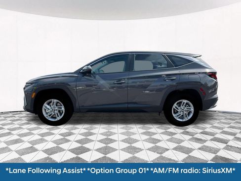 Certified 2025 Hyundai Tucson SE AWD/4WD image 4