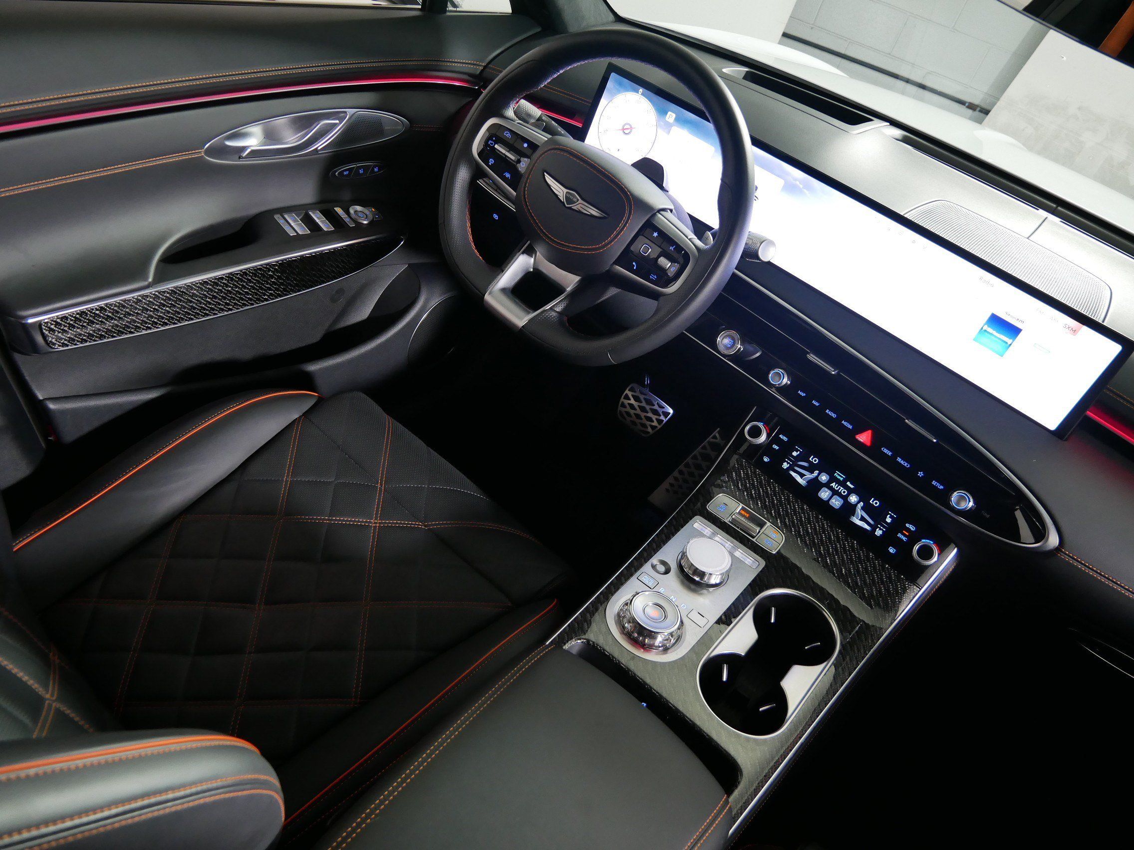 Certified 2026 Genesis GV70 3.5T Sport Prestige AWD/4WD image 9