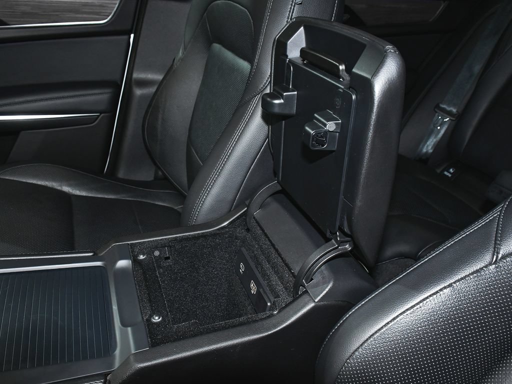 Used 2023 Jaguar F-PACE S AWD/4WD image 48