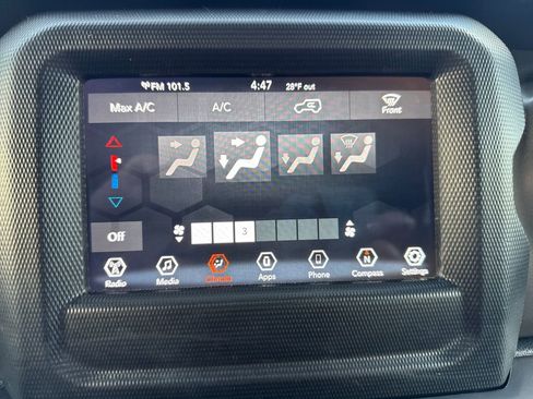 Certified 2022 Jeep Wrangler Unlimited Sport image 24