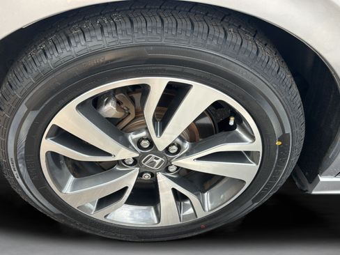 Certified 2022 Honda Odyssey Touring image 34
