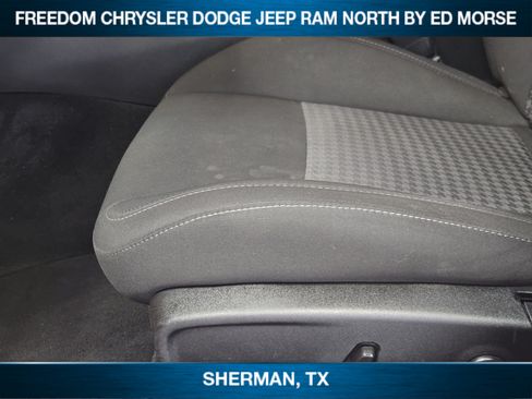 Used 2022 Dodge Charger GT AWD/4WD image 17