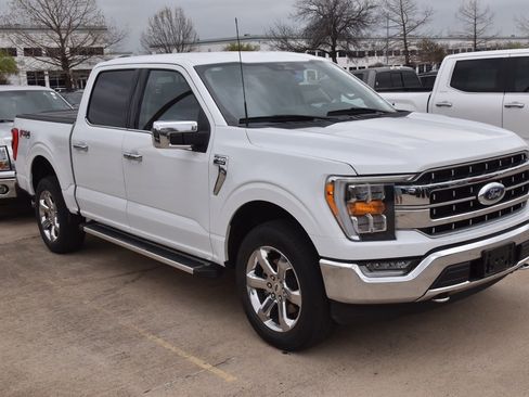 Used 2023 Ford F150 Lariat w/ FX4 Off-Road Package image 4