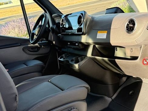 New 2026 Mercedes-Benz Sprinter 2500 image 25