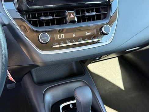 Used 2026 Toyota Corolla LE FWD image 19
