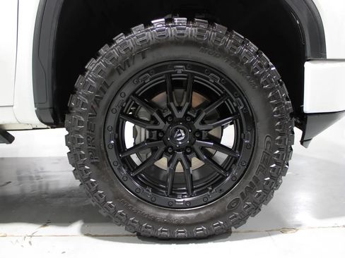 Used 2020 GMC Sierra 1500 AT4 w/ AT4 Premium Package AWD/4WD image 12