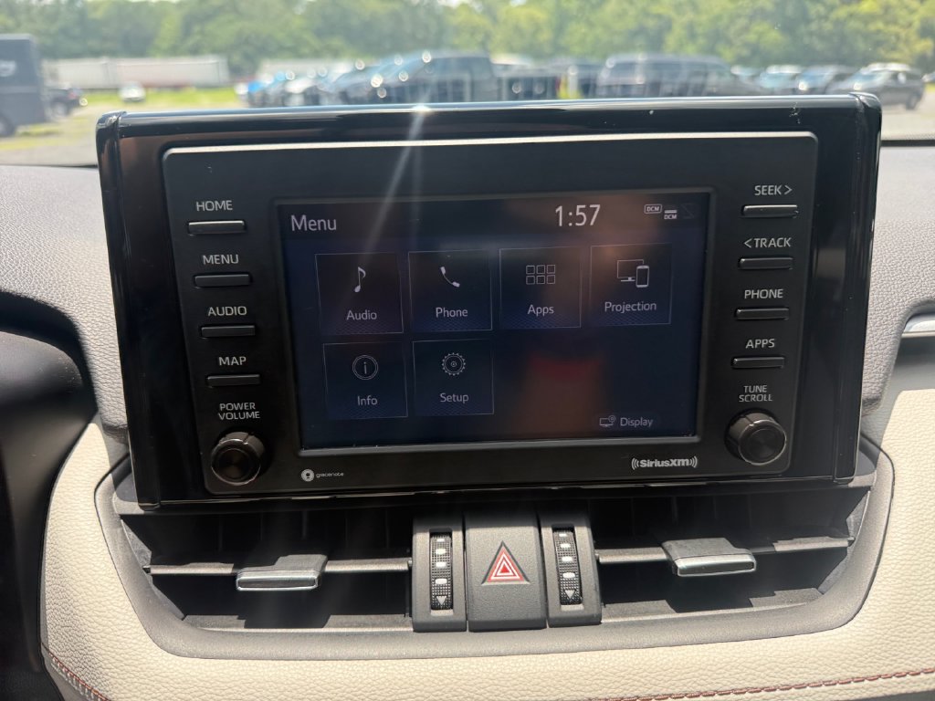 Used 2022 Toyota RAV4 XLE Premium AWD/4WD image 31
