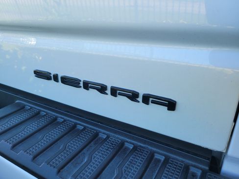 Used 2021 GMC Sierra 1500 Denali w/ Denali Ultimate Package AWD/4WD image 5