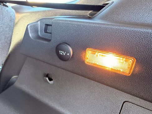 Used 2019 Ford Escape SE FWD image 30