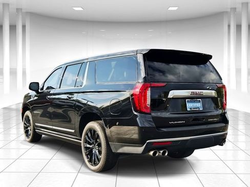 Used 2022 GMC Yukon XL Denali image 3