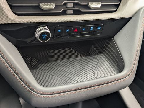 New 2026 Ford Explorer Active w/ Active Comfort Package AWD/4WD image 16