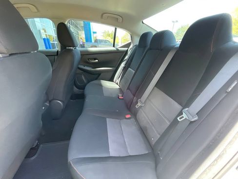 Used 2024 Nissan Sentra SR FWD image 25