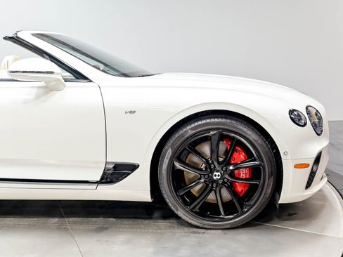 Used 2020 Bentley Continental GT AWD/4WD image 22