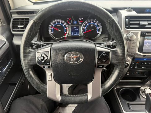 Used 2017 Toyota 4Runner Limited AWD/4WD image 10