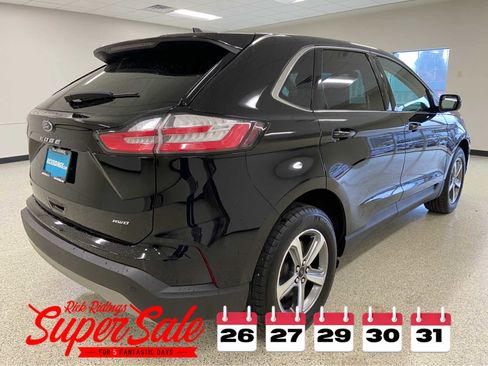 Used 2024 Ford Edge SEL w/ Convenience Package image 5