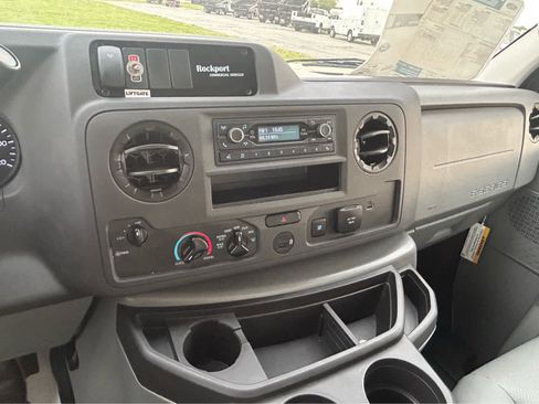 New 2027 Ford E-450 and Econoline 450 Super Duty w/ Power Equipment Group RWD image 29
