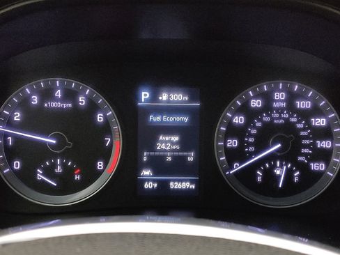 Used 2018 Hyundai Sonata Limited image 23