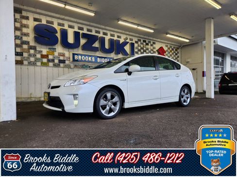 Used 2013 Toyota Prius Persona Series image 1