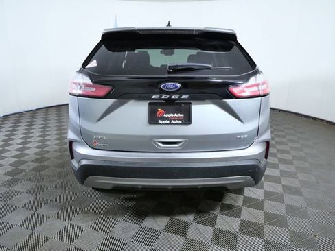Used 2024 Ford Edge SEL w/ Convenience Package AWD/4WD image 8
