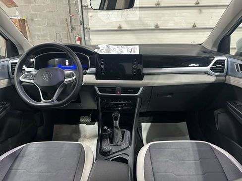 New 2025 Volkswagen Taos SE image 16