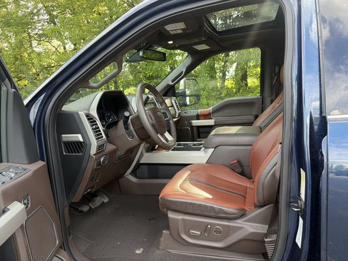 Used 2018 Ford F250 King Ranch w/ King Ranch Ultimate Package AWD/4WD image 19